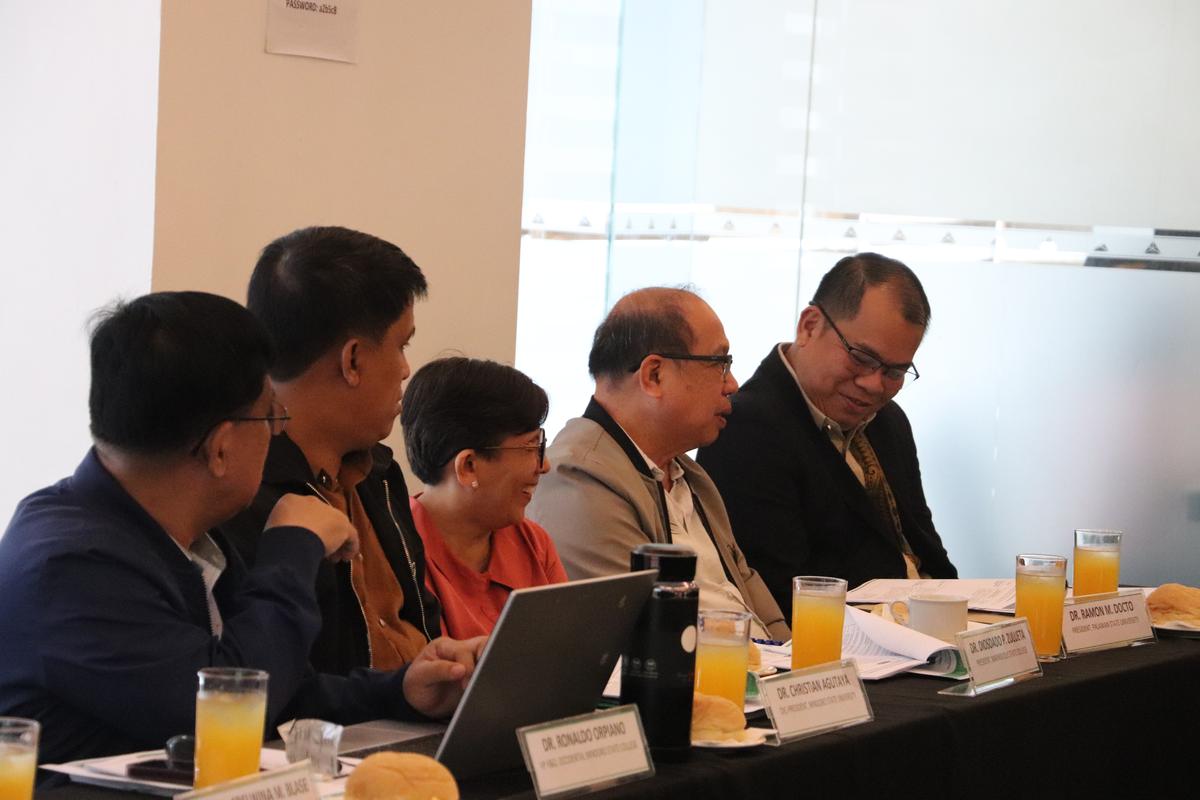 Governing Board Meetings (65)